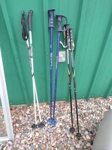 lot 105 image: 3 Pair of Ski Poles