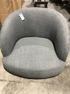 lot 119 image: ACCENT CHAIR