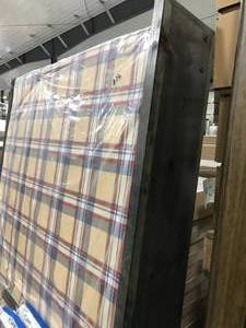 lot 26 image: WOOD FRAME WITH MATTRESS