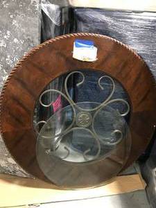 lot 32 image: ROUND TABLE TOP WITH GLASS CENTER