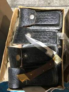 lot 106 image: FOLD UP POCKET KNIVES
