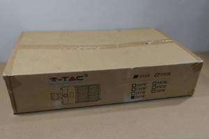 lot 104 image: V-Tac LED 240W Area Light