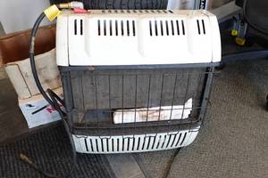 lot 138 image: Propane Wall Heater