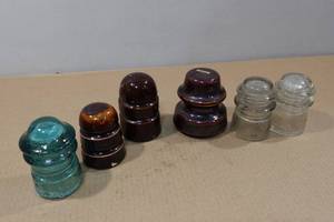 lot 177 image: Vintage Insulators