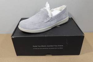 lot 180 image: Vionic Lynez Womens Orthopedic Slipper - Size 10