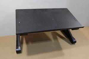 lot 195 image: Uncaged Laptop Table