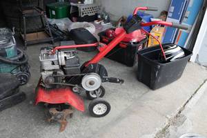 lot 59 image: Yard Machine Chain Drive 13, 22, 24 Tiller