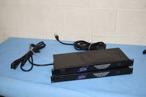 lot 89 image: Pair of JuiceGoose Juice Goose Multi-Outlet Rack Mounted AC Power Strips  Power Distribution Units
