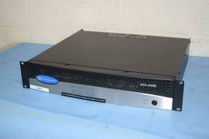 lot 103 image: Crown CTS 4200 Professional  Commercial Audio Power Amplifier