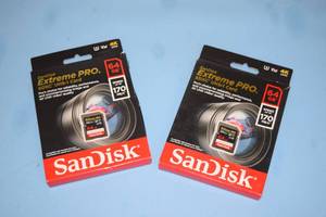 lot 119 image: Quantity 2 - NEW - SanDisk Extreme PRO Memory 64GB SD Cards