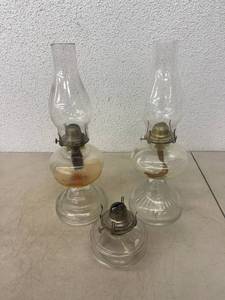 lot 2 image: Lanterns