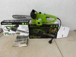 lot 24 image: Portland 14 Electric Chain Saw