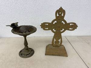 lot 38 image: Metal Lawn Art