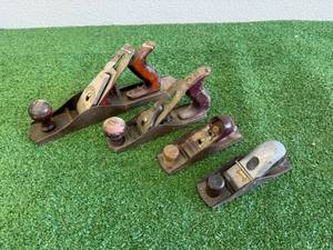 lot 47 image: Planers