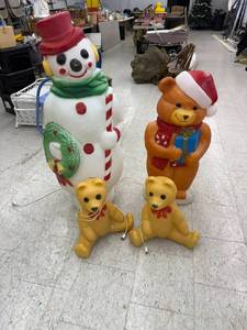 lot 75 image: Blow Molds
