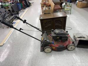 lot 100 image: Toro Recycler 22 Personal Pace Mower