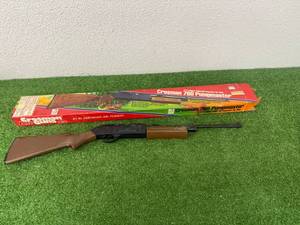 lot 110 image: Crosman 760 Pumpmaster Air Rifle