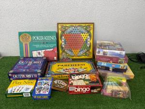 lot 124 image: Games & Puzzles
