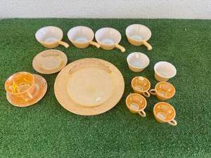 lot 139 image: Fire-King Glassware