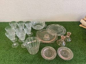 lot 140 image: Glass Ice Bucket & Glassware
