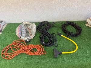 lot 141 image: Extension Cords & Wire
