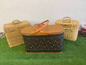 lot 179 image: Baskets & Fabric