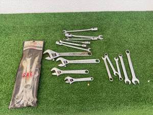 lot 192 image: Wrenches