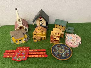 lot 197 image: Home Decor