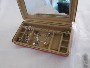 lot 5 image: Jewelry Case with Contents...
