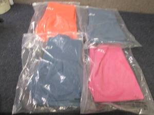 lot 63 image: 4 pr Gym Wolf Medium High Waist Leg...