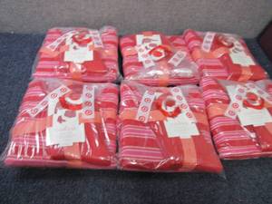 lot 80 image: 6 Sets Ladies XS 3pc Pajama Sets...