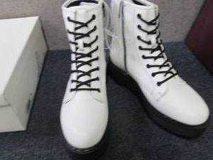 lot 81 image: Case of 6 pr A New Day Erin Boots S...