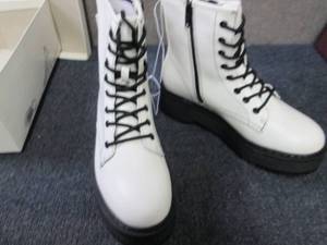 lot 86 image: Case of 6 pr A New Day Erin Boots S...