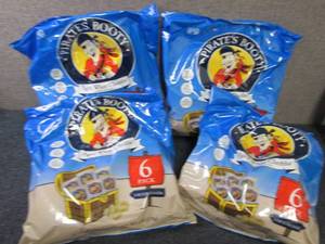 lot 163 image: 4- 6 (1 oz) bags Pirates Booty Aged...