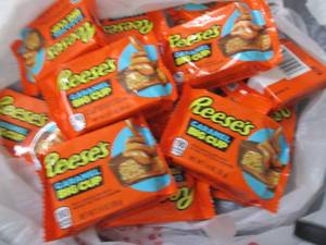 lot 217 image: 12- 1.4 oz Reeses Caramel Big Cups...