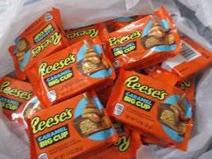 lot 219 image: 12- 1.4 oz Reeses Caramel Big Cups...
