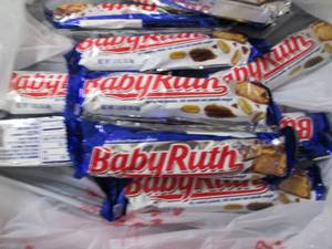 lot 227 image: 11- 1.9 oz Baby Ruth, 1- 3 Musketee...