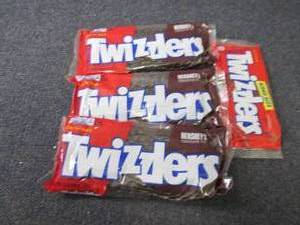 lot 256 image: 4 pks Twizzlers...