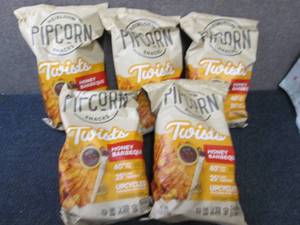 lot 271 image: 5- 4.5 oz Pipcorn Honey Barbecue Tw...