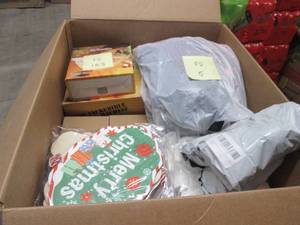 lot 340 image: Box of UnsoldUnclaimed Small Overs...