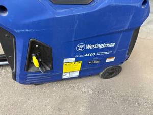 Westinghouse Generator Gen4500 Very Few Hours Run, 3700 Running Watt, Electric Start, Retractable Handle
