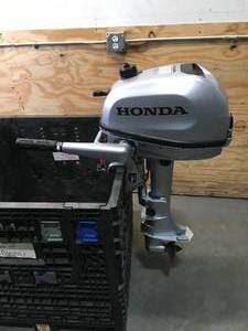 Honda BF5 Portable Outboard Motor, 5 HP, 15" Shaft (Retails for $1580)