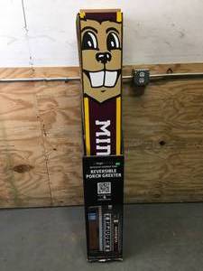 lot 116 image: Lot of 9 - Minnesota Gophers Welcome Signs