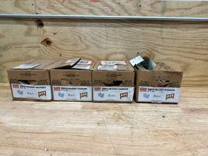 lot 100 image: SIMPSON STRONG-TIE Lot of 4 Boxes of-  HH4 Header Hangers