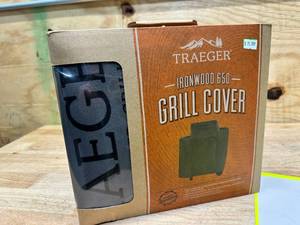 lot 127 image: Traeger Full Length Grill Cover For Ironwood 650 Series Pellet Grills - BAC505