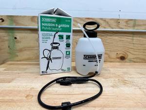 lot 57 image: Chapin 1-Gallon Plastic Pump Sprayer
