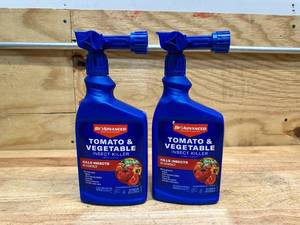 lot 142 image: (2) BioAdvanced Tomato & Vegetable Insect Killer, 32-Ounce, Ready-to-Spray