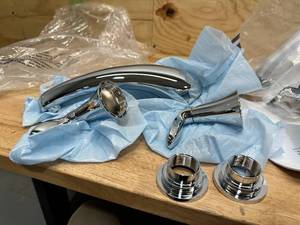 lot 148 image: Kohler Coralais Deck-mount bath faucet trim