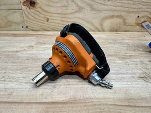lot 153 image: RIDGID Pneumatic 3-12 in. Full-Size Palm Nailer