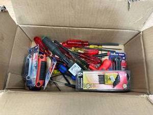lot 158 image: Box Of Random Assorted Tools